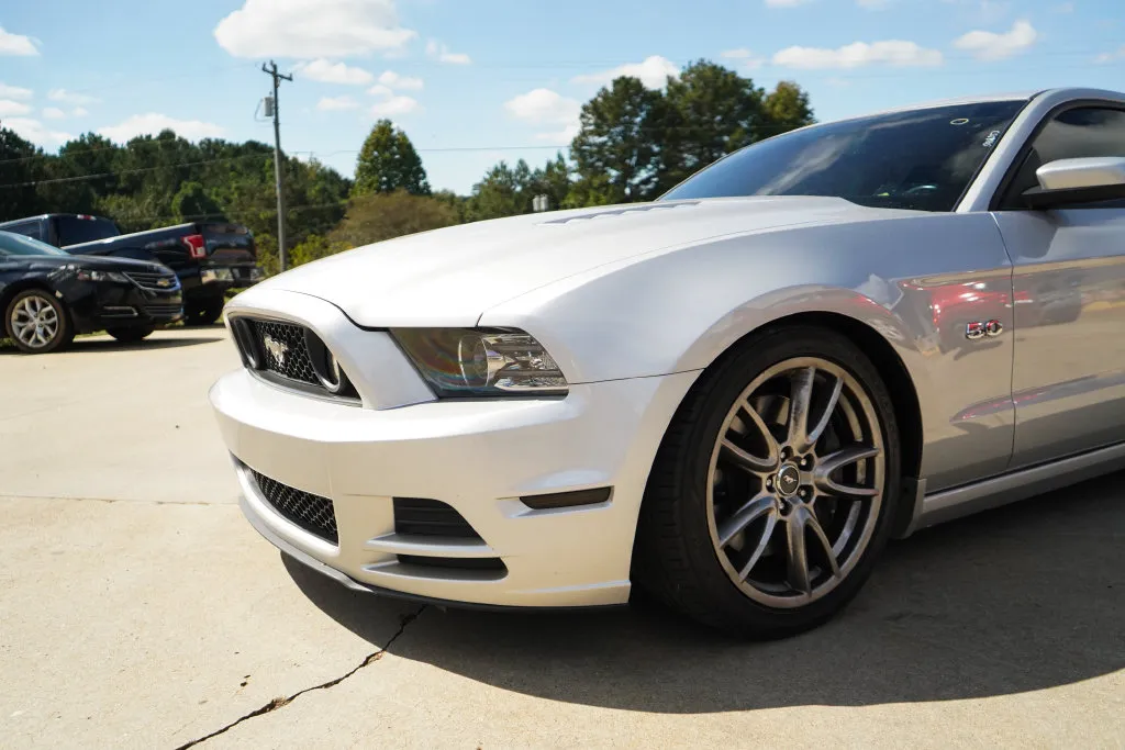 Ford Mustang photo 16
