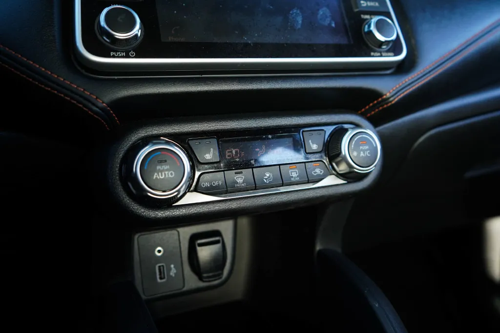 Nissan Versa photo 26