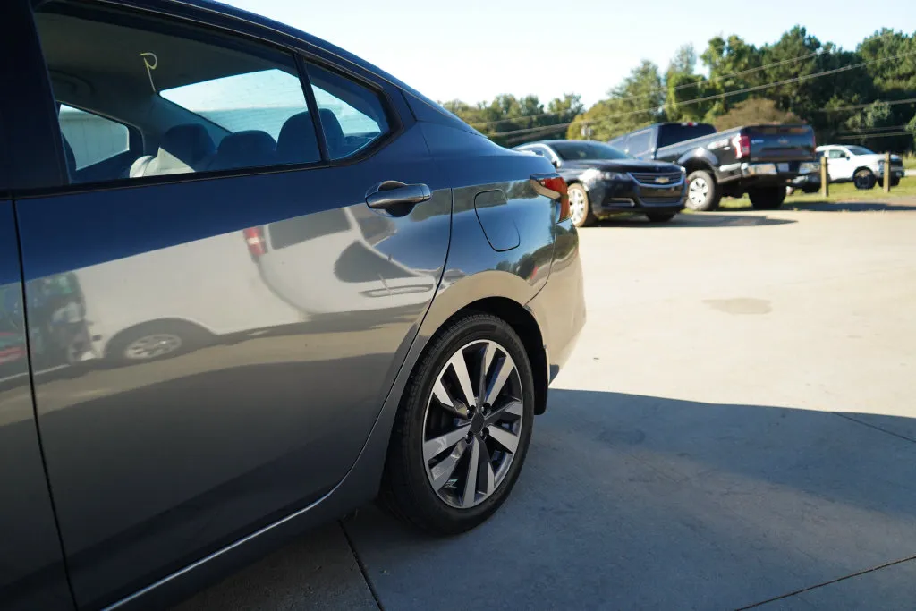 Nissan Versa photo 21