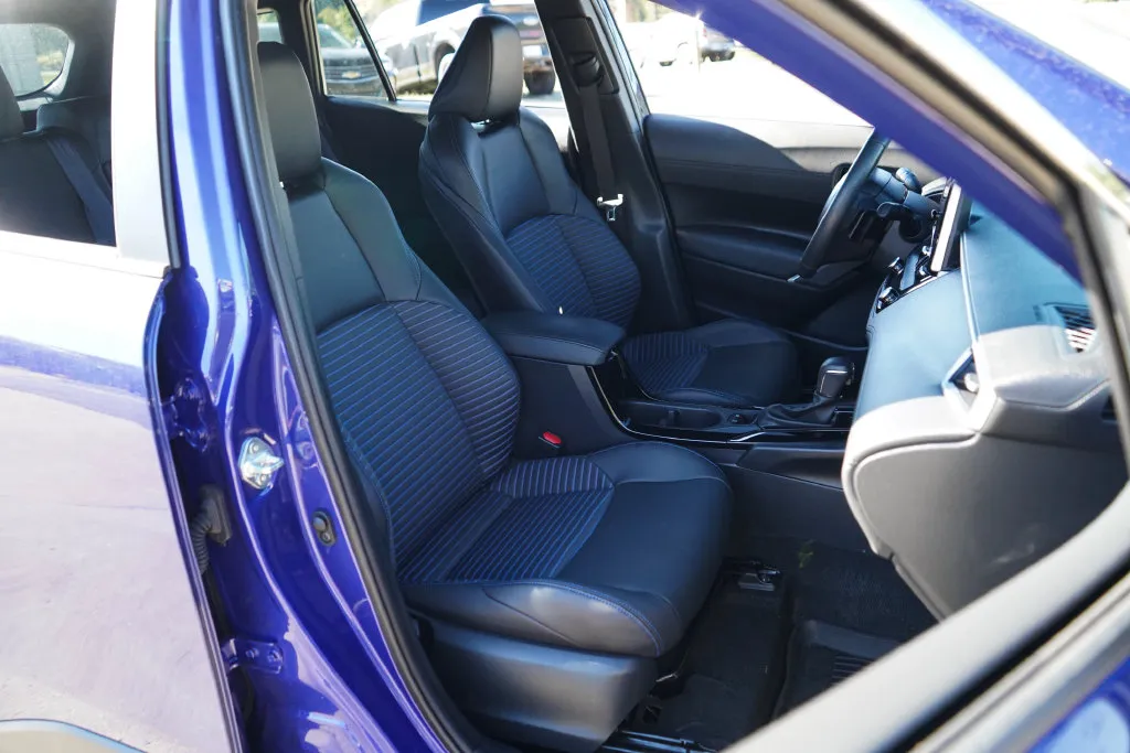 Toyota Corolla Cross photo 13