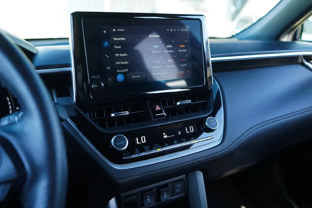 Toyota Corolla Cross photo 8