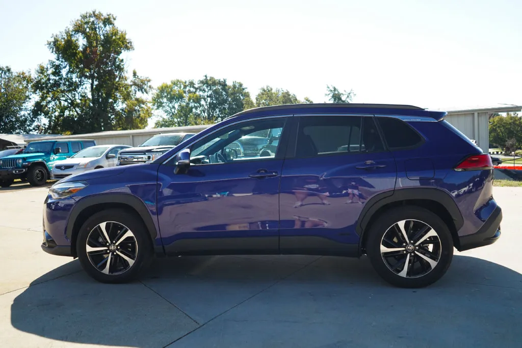 Toyota Corolla Cross photo 23