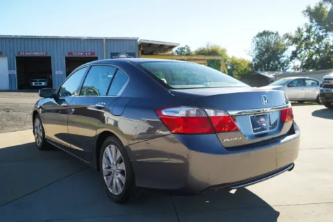 More photos of 2015 Honda Accord EX at TLC Motors, SC