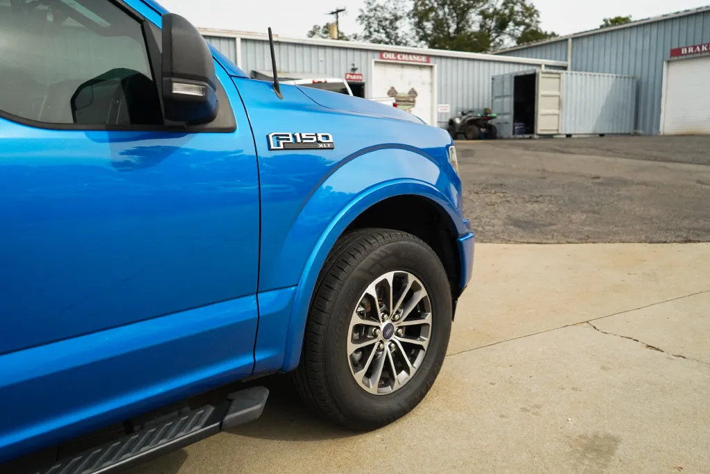 Ford F-150 photo 19