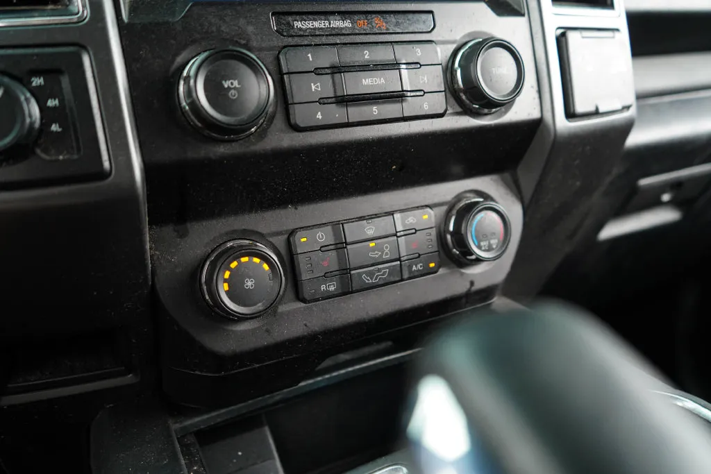 Ford F-150 photo 27