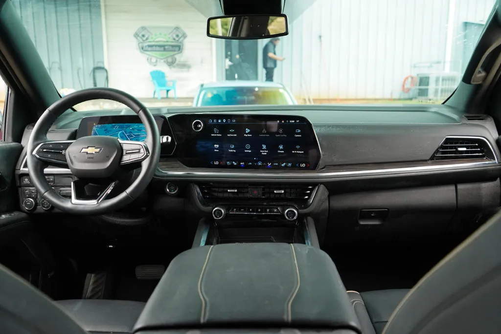 Chevrolet Tahoe photo 10