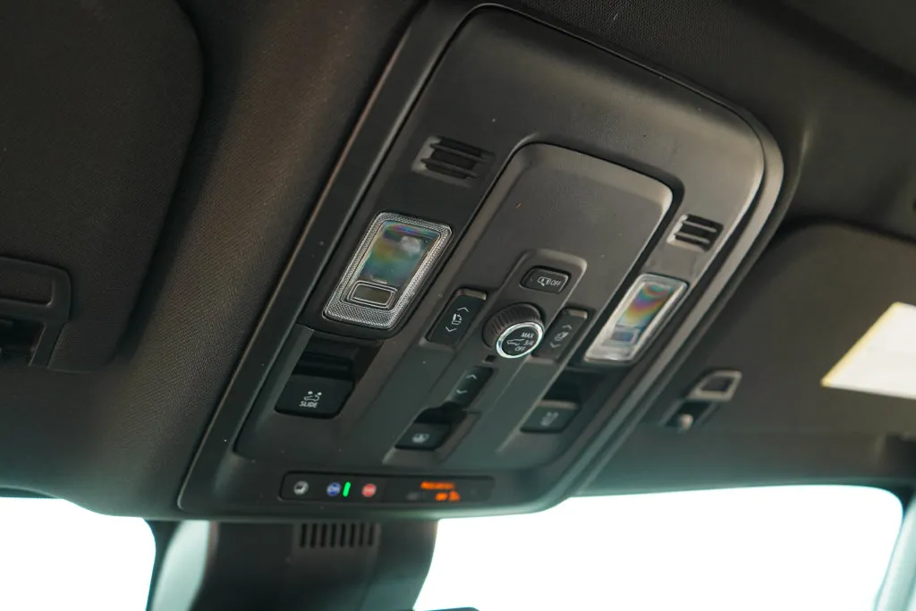 Chevrolet Tahoe photo 12