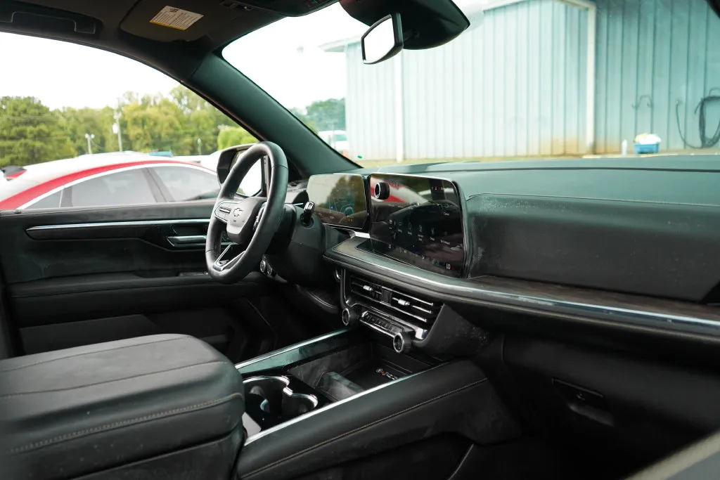 Chevrolet Tahoe photo 15