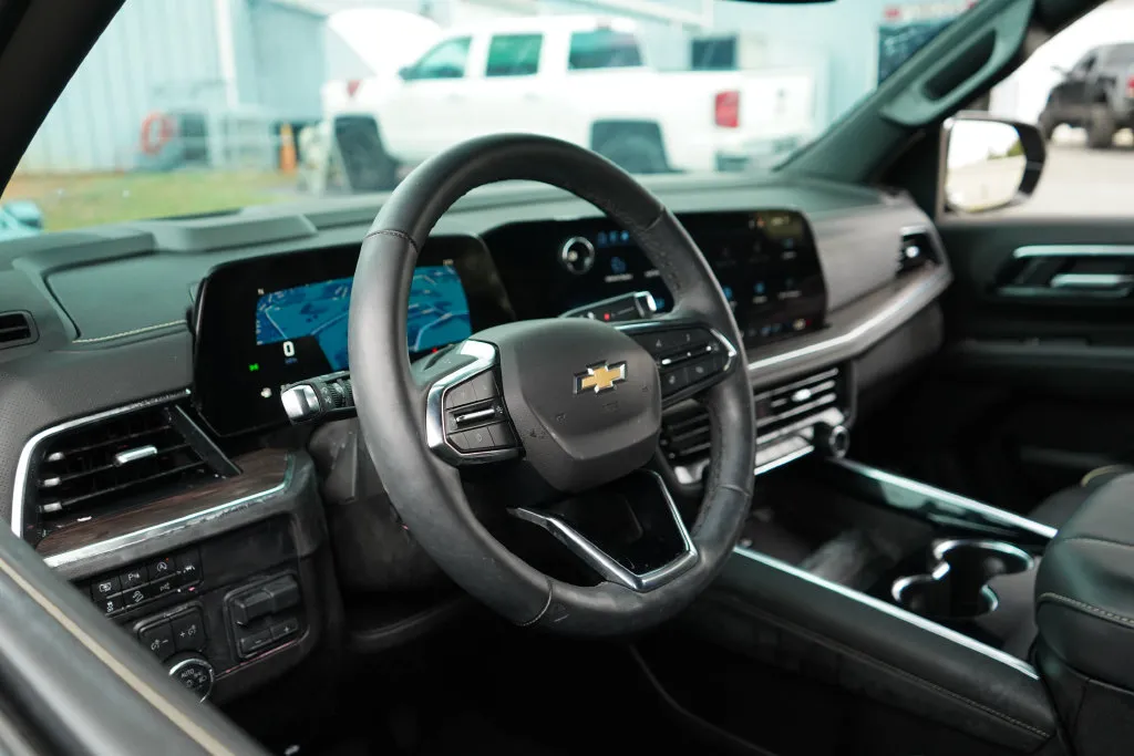 Chevrolet Tahoe photo 6
