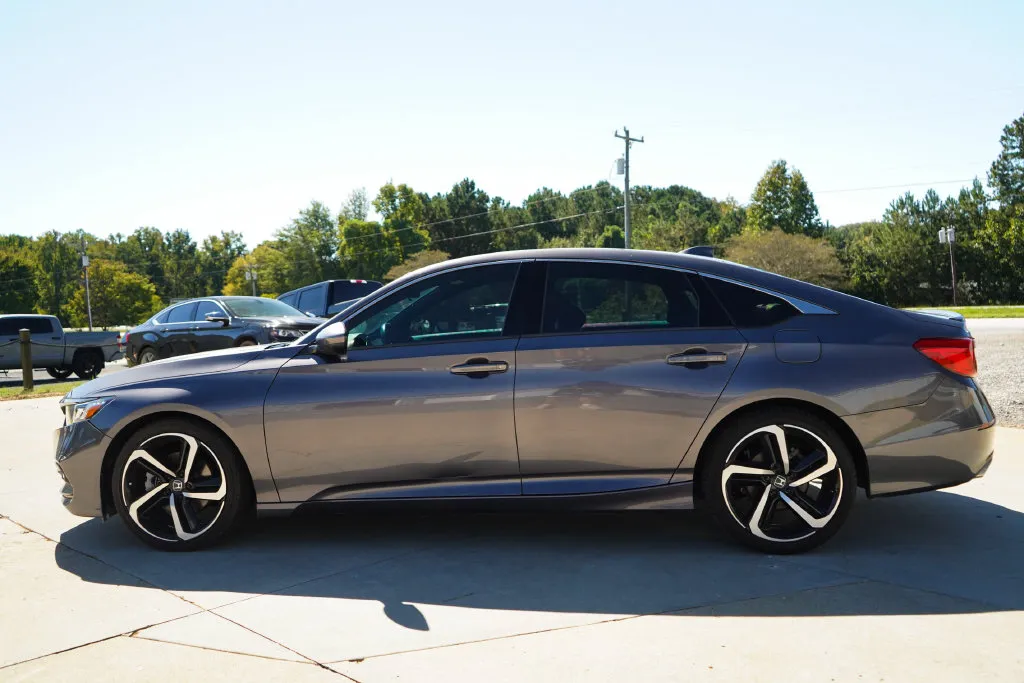 Honda Accord photo 23