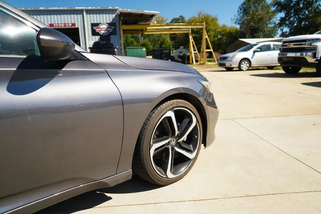 Honda Accord photo 18