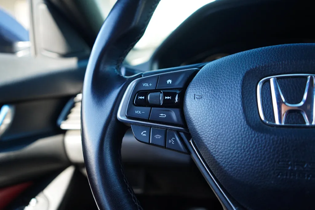 Honda Accord photo 28