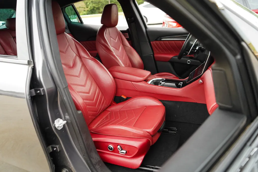 Maserati Grecale photo 14