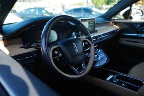 More photos of 2022 Lincoln Corsair Reserve at TLC Motors, SC