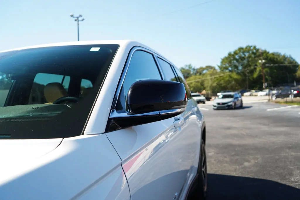 Jeep Grand Cherokee photo 23