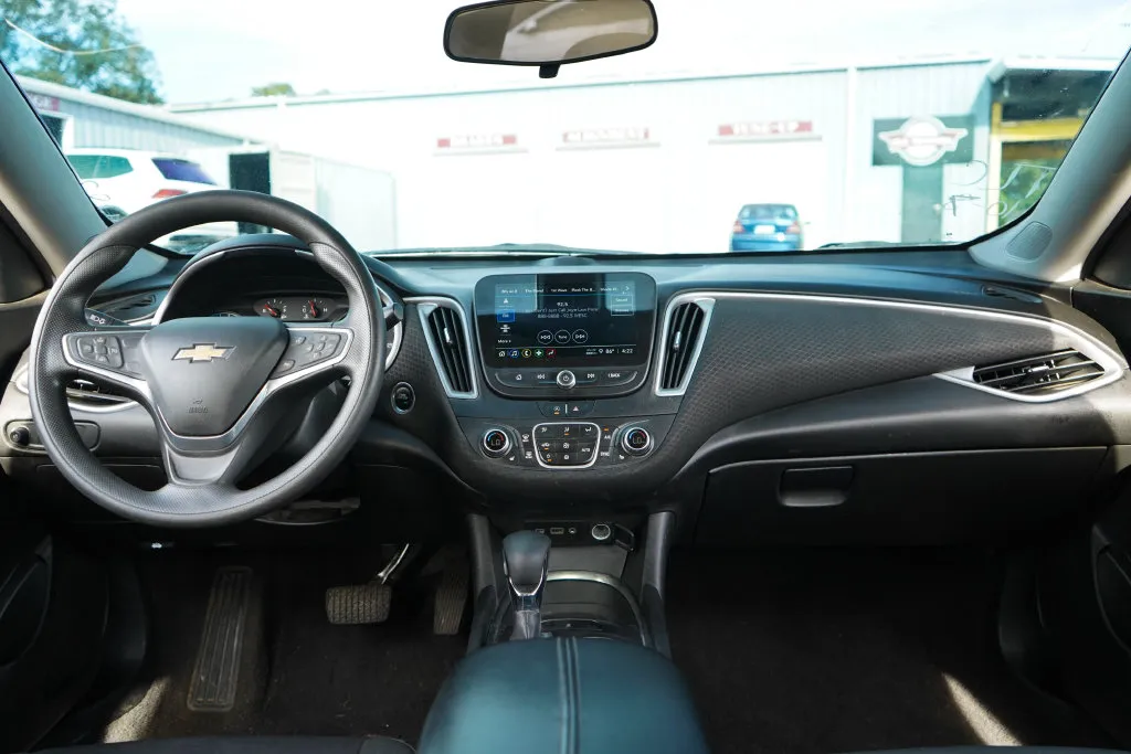 Chevrolet Malibu photo 10