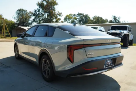 More photos of 2025 Kia K4 LXS at TLC Motors, SC