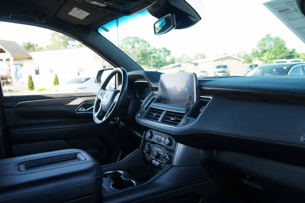 2023 Chevrolet Suburban Premier - Photo 13