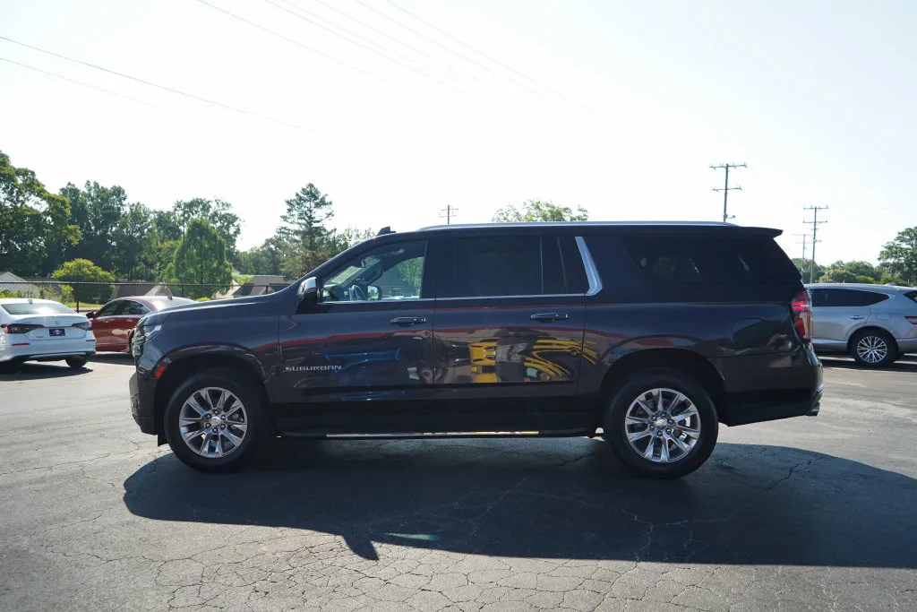 2023 Chevrolet Suburban Premier - Photo 24