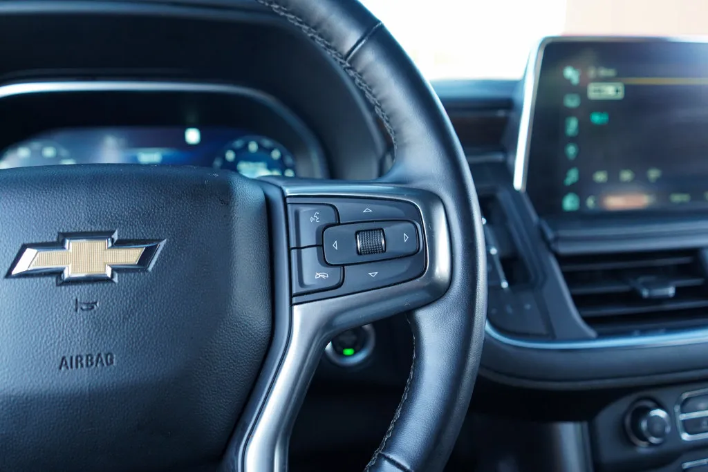 2023 Chevrolet Suburban Premier - Photo 29