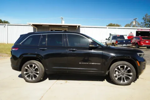 More photos of 2023 Jeep Grand Cherokee Overland at TLC Motors, SC
