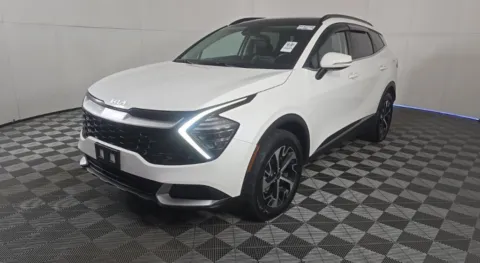 More photos of 2024 Kia Sportage Hybrid EX at TLC Motors, SC