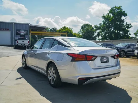 More photos of 2021 Nissan Altima 2.5 S at TLC Motors, SC