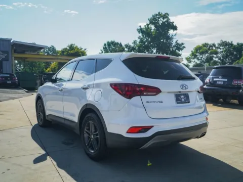 More photos of 2018 Hyundai Santa Fe Sport 2.4 Base at TLC Motors, SC