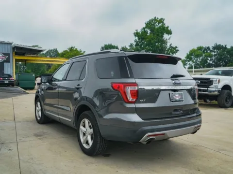 More photos of 2017 Ford Explorer XLT at TLC Motors, SC
