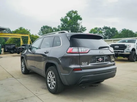 More photos of 2020 Jeep Cherokee Latitude Plus at TLC Motors, SC