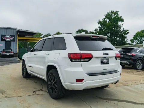 More photos of 2018 Jeep Grand Cherokee Altitude at TLC Motors, SC