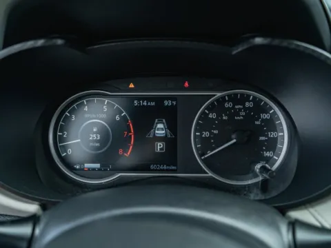 More photos of 2021 Nissan Versa 1.6 SV at TLC Motors, SC