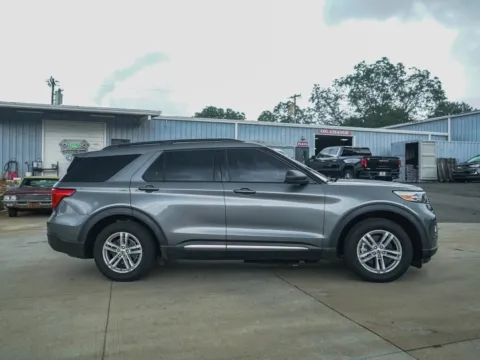 Another view of 2021 Ford Explorer XLT for sale in Moore, SC at TLC Motors