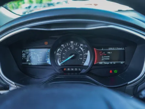 More photos of 2019 Ford Fusion Hybrid SE at TLC Motors, SC