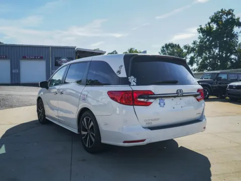 More photos of 2021 Honda Odyssey Touring at TLC Motors, SC