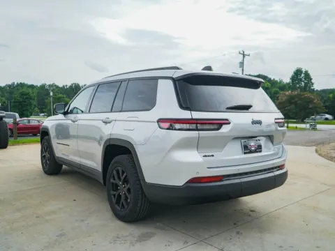More photos of 2024 Jeep Grand Cherokee L Altitude at TLC Motors, SC