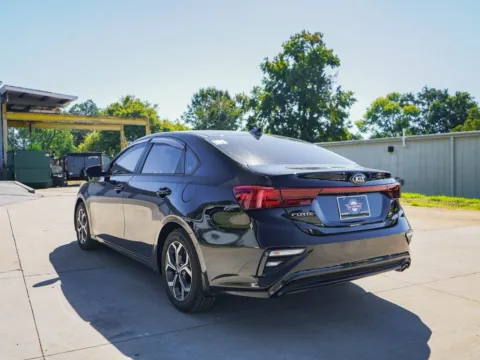 More photos of 2021 Kia Forte LXS at TLC Motors, SC