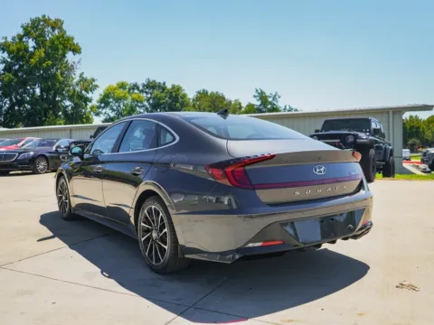 More photos of 2021 Hyundai Sonata Limited at TLC Motors, SC