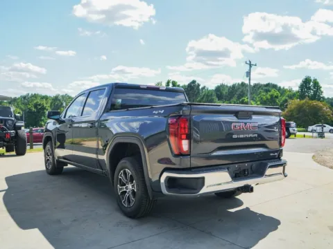 More photos of 2019 GMC Sierra 1500 SLE at TLC Motors, SC