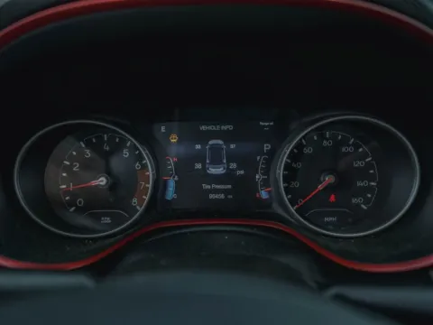 More photos of 2019 Jeep Compass Trailhawk at TLC Motors, SC