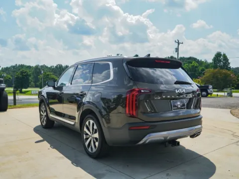More photos of 2022 Kia Telluride EX at TLC Motors, SC