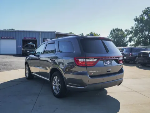 More photos of 2018 Dodge Durango SXT at TLC Motors, SC