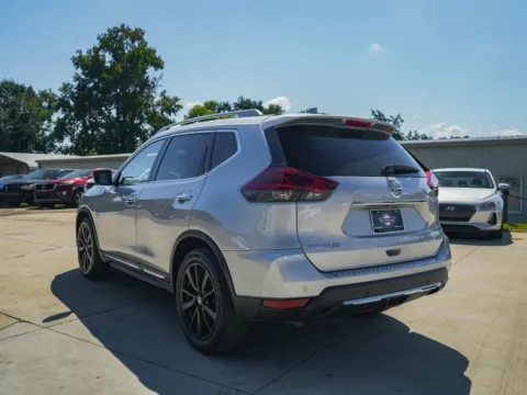 More photos of 2020 Nissan Rogue SL at TLC Motors, SC
