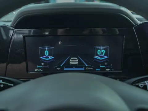 More photos of 2021 Hyundai Elantra SEL at TLC Motors, SC