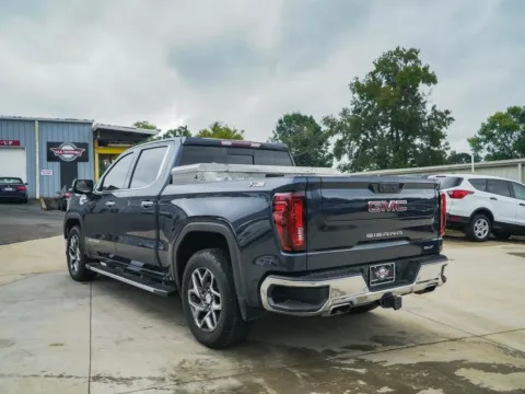 More photos of 2022 GMC Sierra 1500 SLT at TLC Motors, SC