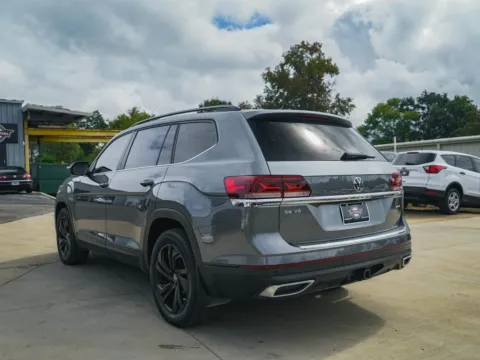 More photos of 2023 Volkswagen Atlas 3.6L V6 SE w/Technology at TLC Motors, SC