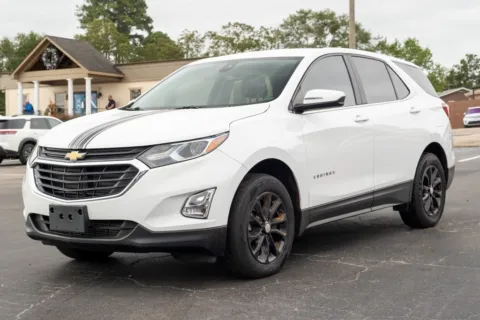 More photos of 2020 Chevrolet Equinox LT at TLC Motors, SC