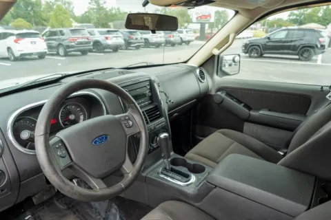 More photos of 2010 Ford Explorer XLT at TLC Motors, SC