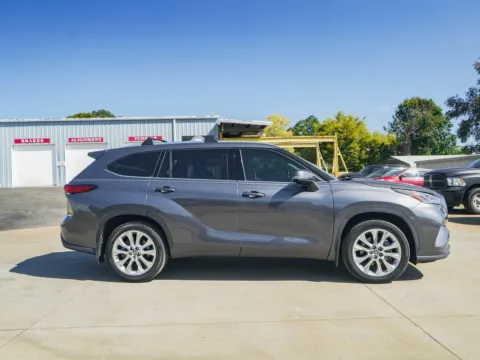 Another view of 2021 Toyota Highlander Limited for sale in Moore, SC at TLC Motors