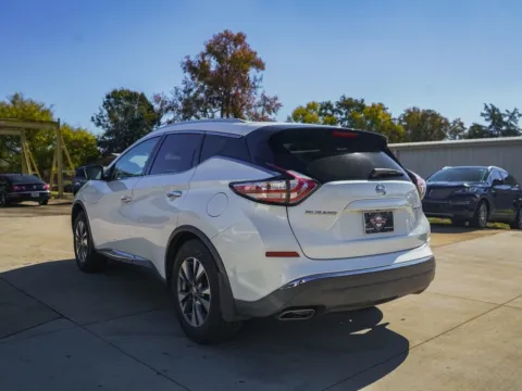More photos of 2015 Nissan Murano SL at TLC Motors, SC